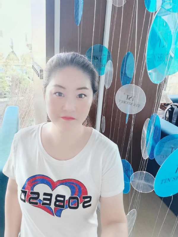 巷子里的童年的第一张照片--南京相亲服务中心