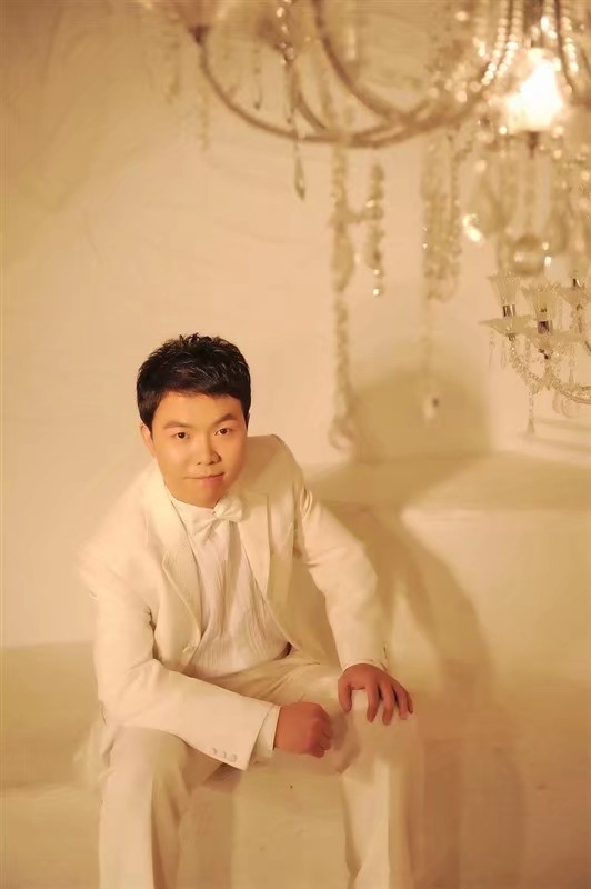 龙樱花的第一张照片--南京相亲服务中心