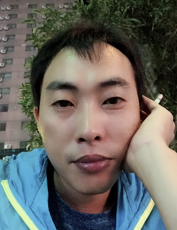 一直在路上的第一张照片--南京相亲服务中心