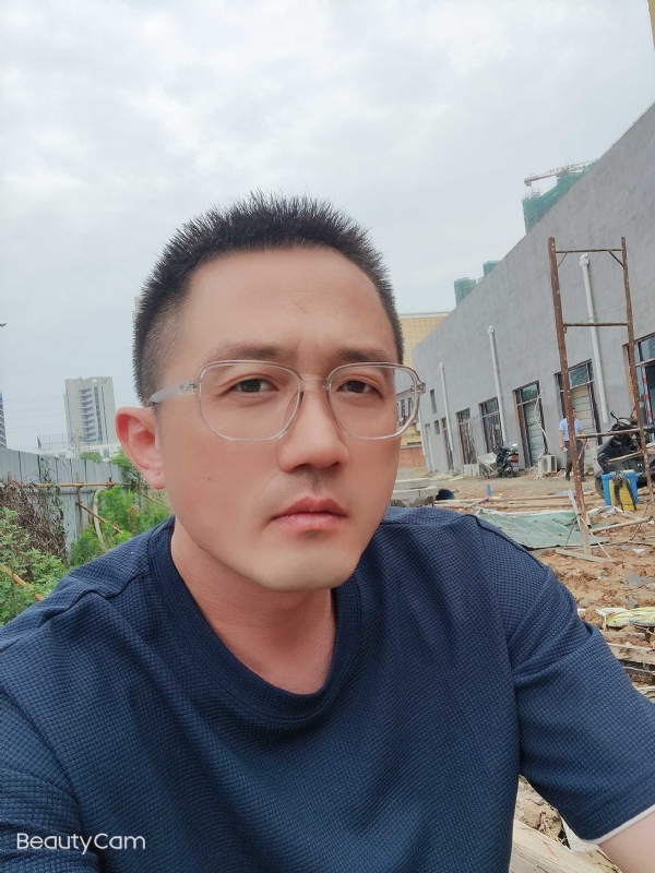 清风烈酒的第二张照片--南京相亲服务中心