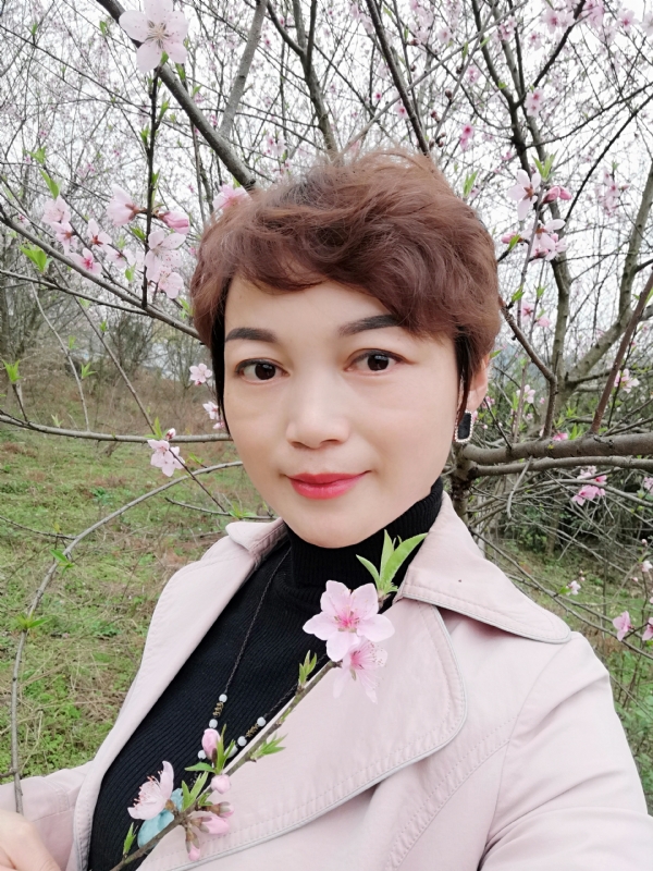 转角遇到你的第一张照片--南京相亲服务中心