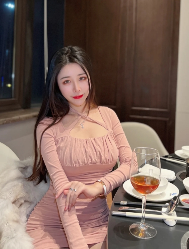 linlin的第三张照片--南京相亲服务中心