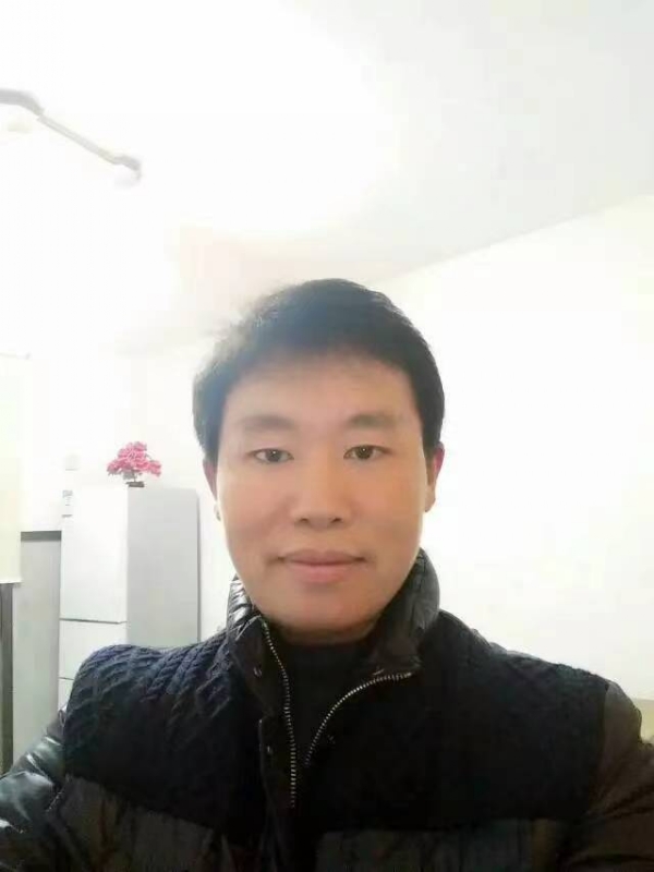 擎天柱的第一张照片--南京相亲服务中心