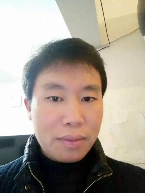 擎天柱的第三张照片--南京相亲服务中心