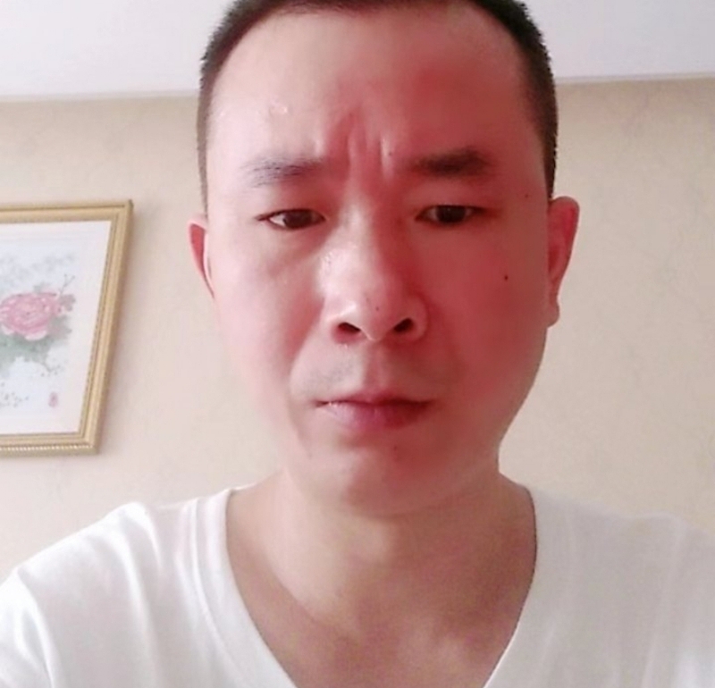 自由飞翔的第一张照片--南京相亲服务中心