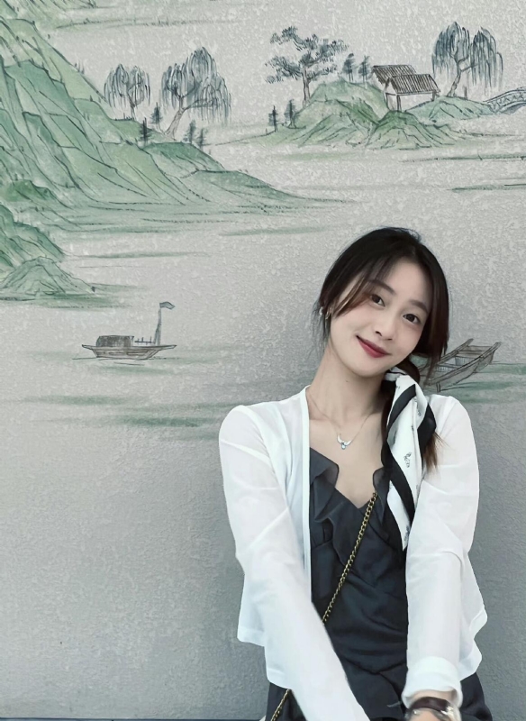 小趴菜的第一张照片--南京相亲服务中心