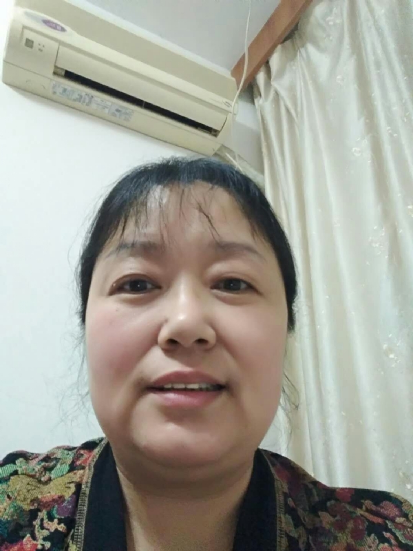 雨中漫步的第一张照片--南京相亲服务中心