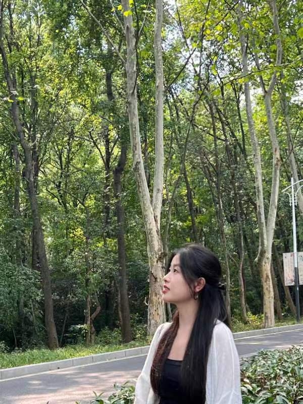 美好生活的第一张照片--南京相亲服务中心