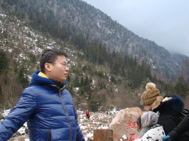 明志的第一张照片--南京相亲服务中心