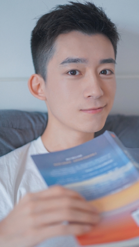 顾飞的第四张照片--南京相亲服务中心