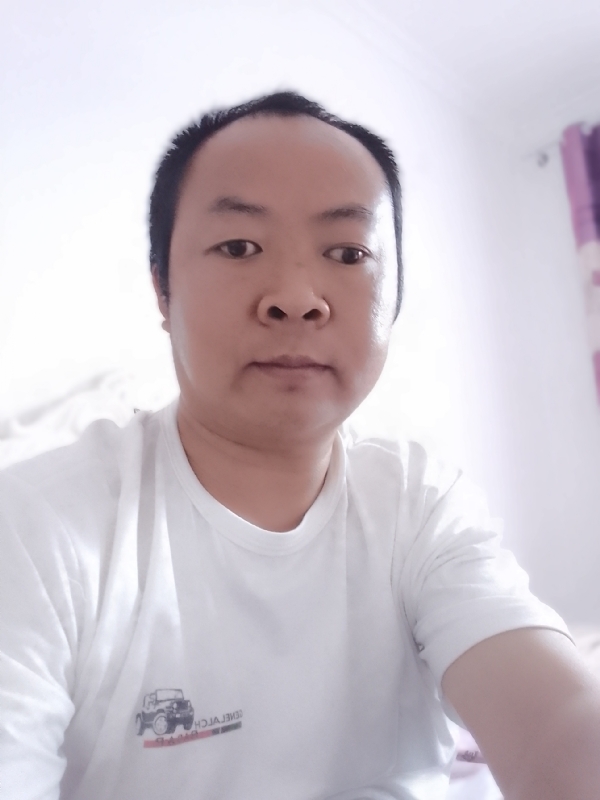 张家小伙子的第二张照片--南京相亲服务中心