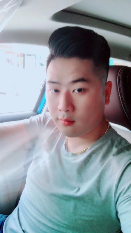 爱吃冰西瓜的猪的第一张照片--南京相亲服务中心