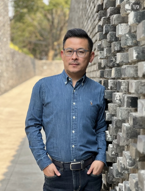 岁月不饶人的第一张照片--南京相亲服务中心