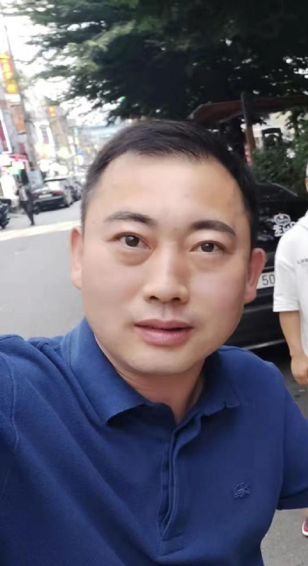 李龙的第二张照片--南京相亲服务中心