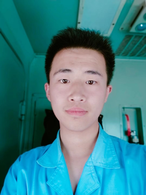 生而为人的第二张照片--南京相亲服务中心