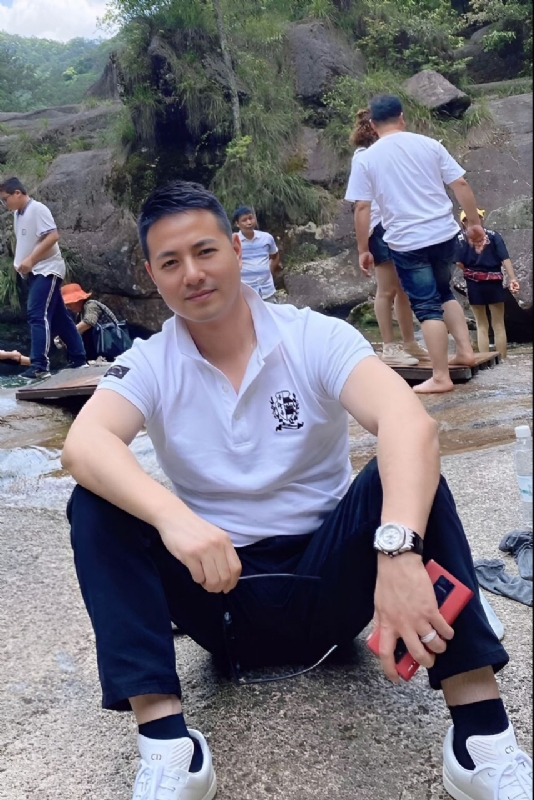 勿忘初心的第三张照片--南京相亲服务中心