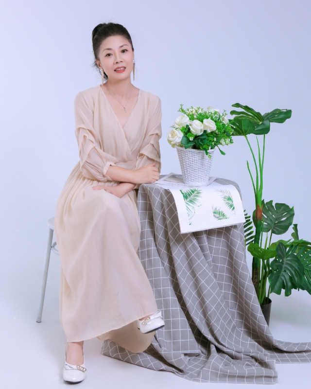 Anna的第一张照片--南京相亲服务中心