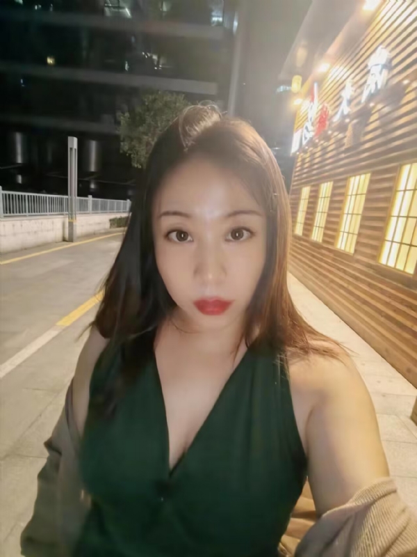 叶子青青的第三张照片--南京相亲服务中心