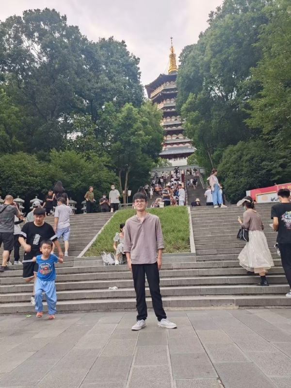 阳光男孩的第五张照片--南京相亲服务中心