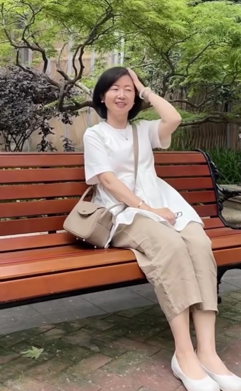 千年老母猪的第五张照片--南京相亲服务中心