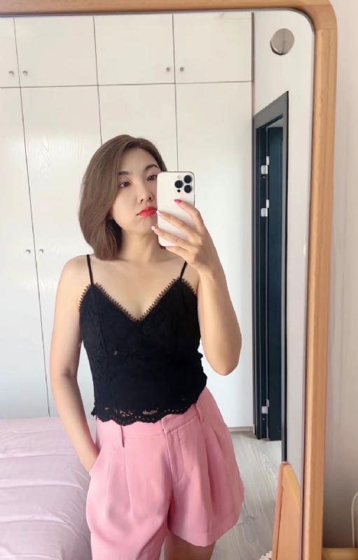 丽波的第一张照片--南京相亲服务中心