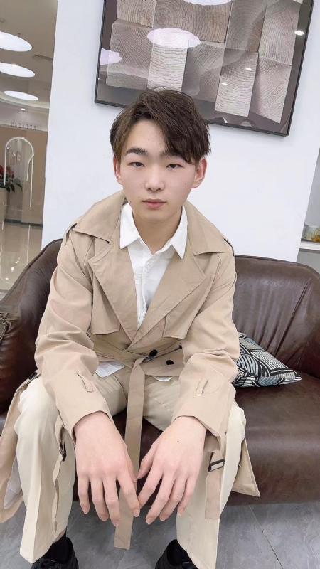 啊哲的第二张照片--南京相亲服务中心