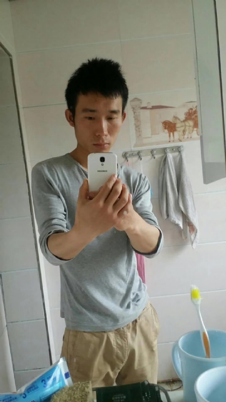 蔚蓝天空的第一张照片--南京相亲服务中心