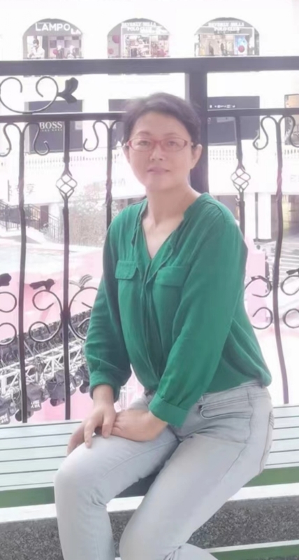 丽华的第七张照片--南京相亲服务中心