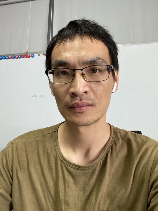 孤独的根号三的第一张照片--南京相亲服务中心