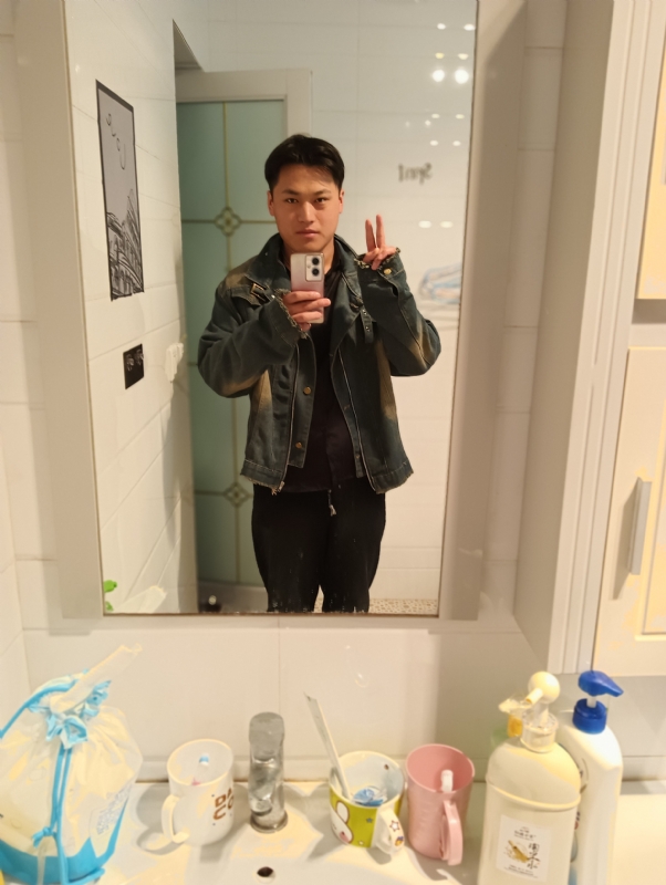 自律的MAN的第一张照片--南京相亲服务中心