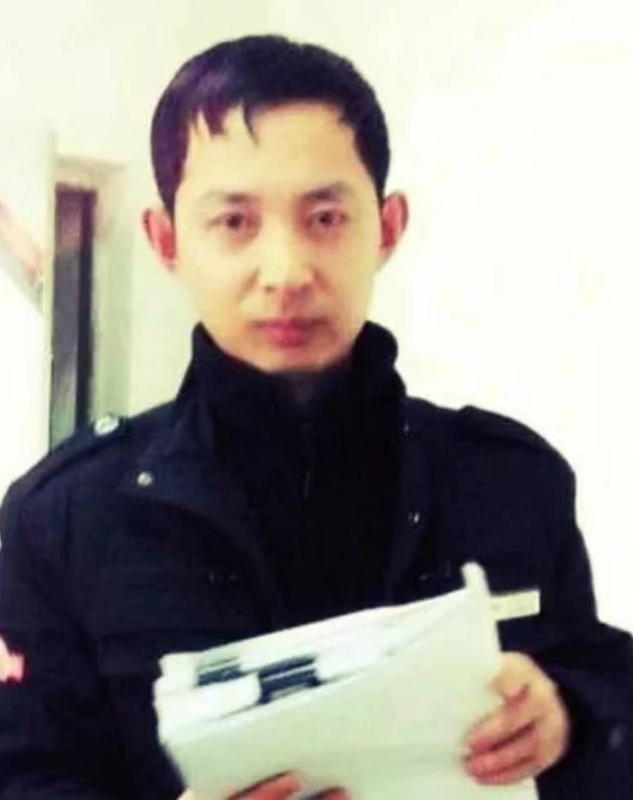 风雨中有你的第一张照片--南京相亲服务中心