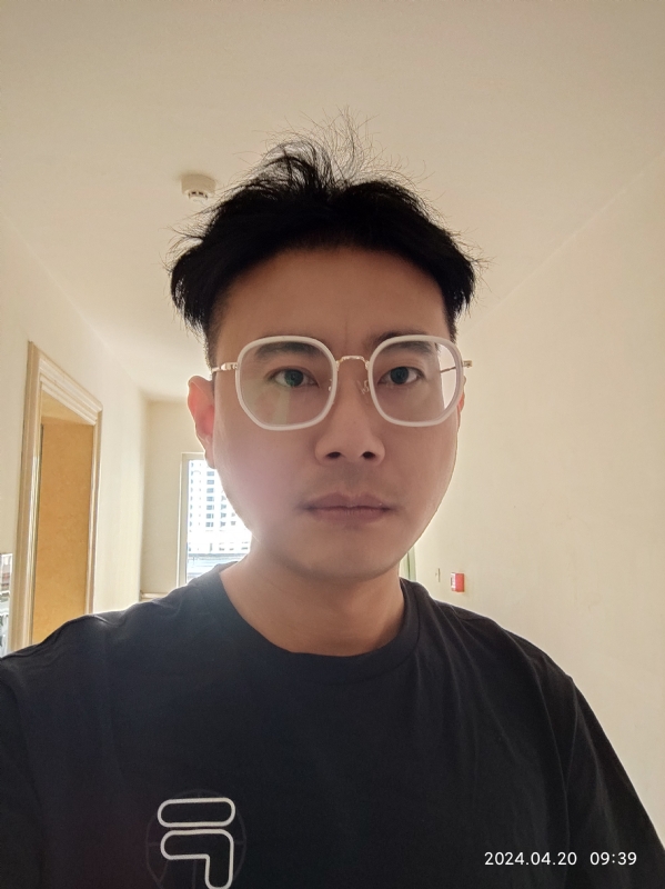 信带小李的第一张照片--南京相亲服务中心