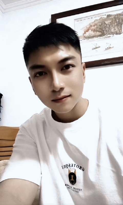 正直的火焰的第一张照片--南京相亲服务中心