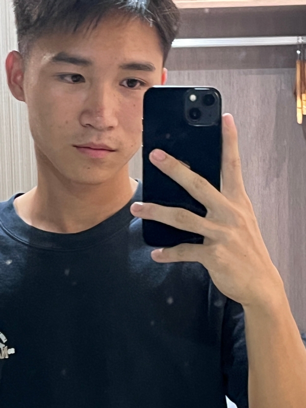 画家的第二张照片--南京相亲服务中心