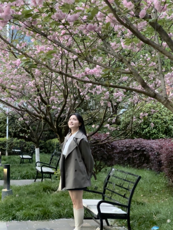 方方方的第二张照片--南京相亲服务中心