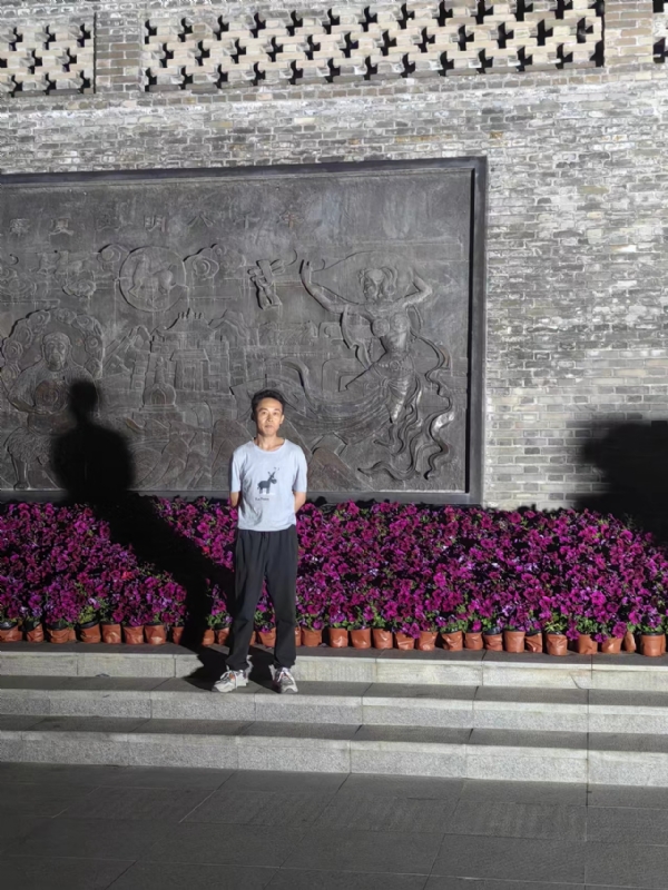 威风凛凛的第一张照片--南京相亲服务中心