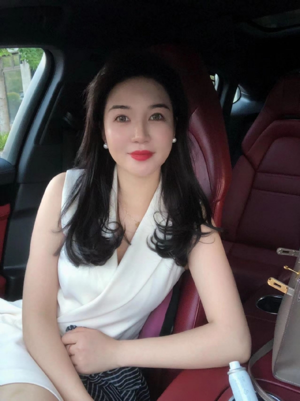 小雨的第一张照片--南京相亲服务中心