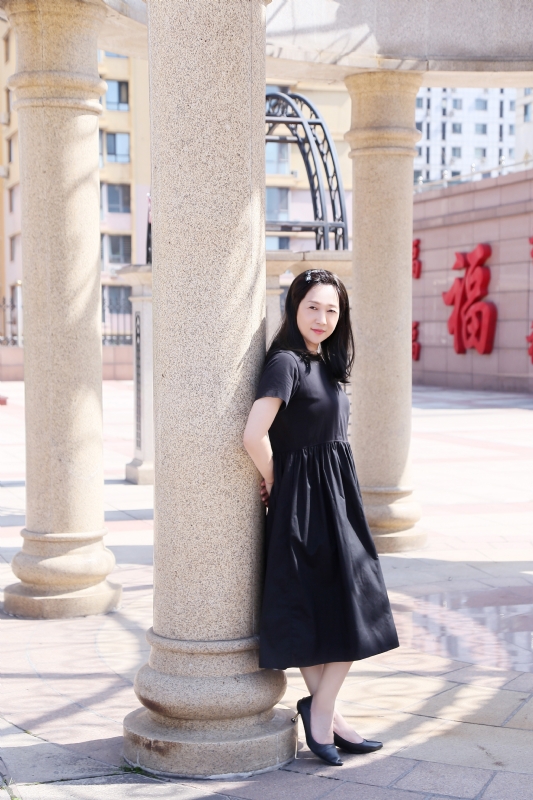 王红的第一张照片--南京相亲服务中心