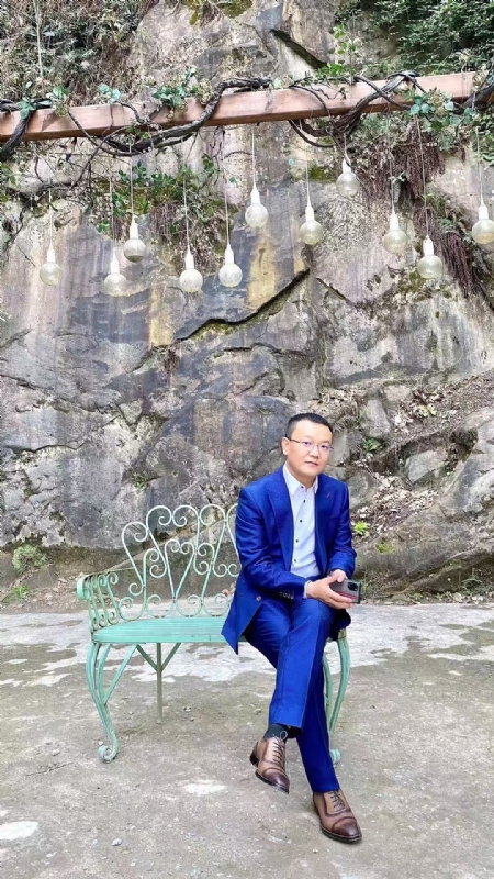 dikson的第一张照片--南京相亲服务中心