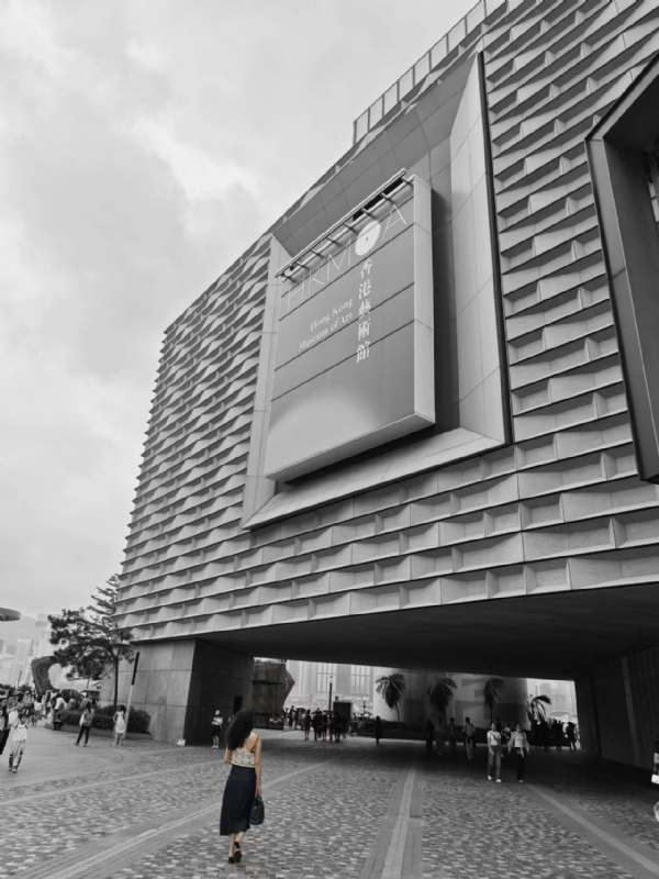 甜以待人的第五张照片--南京相亲服务中心