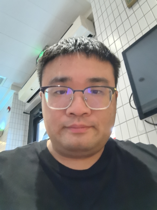 君临天下的第三张照片--南京相亲服务中心