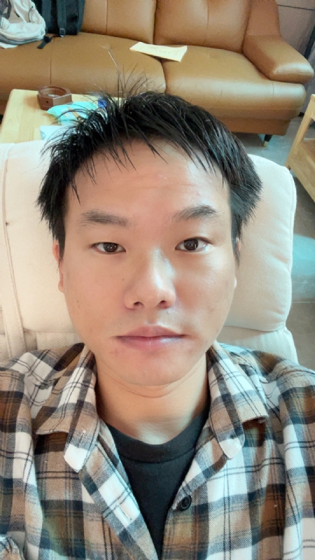 向日葵的第二张照片--南京相亲服务中心