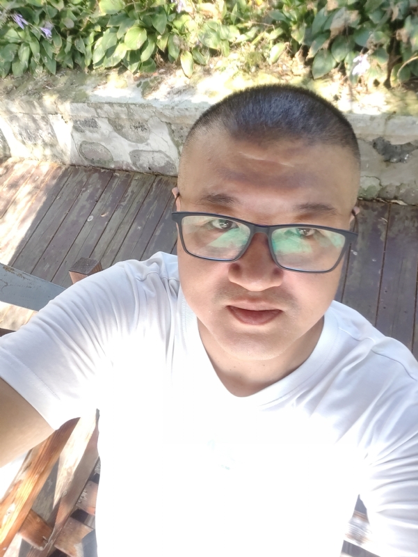 羊十八的第一张照片--南京相亲服务中心