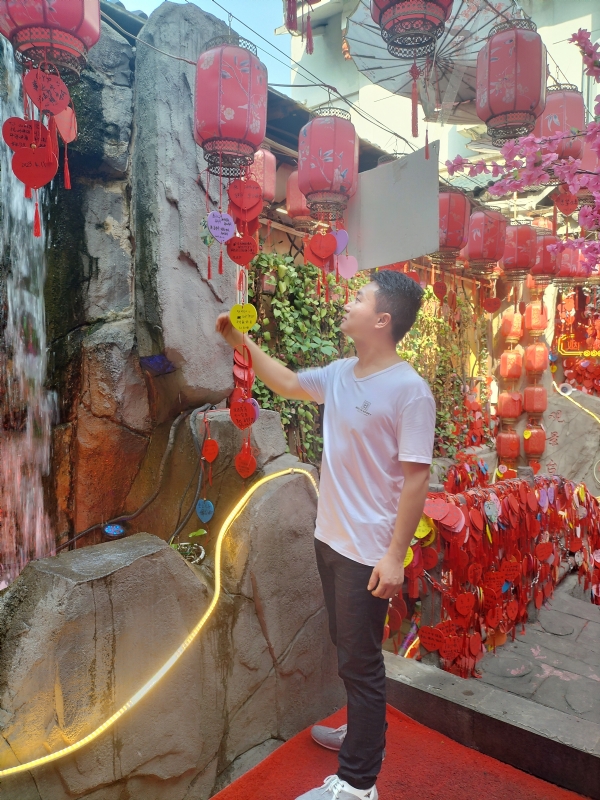 时间不语的第二张照片--南京相亲服务中心