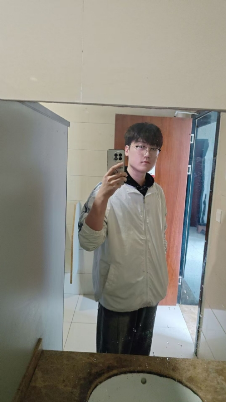 高大毛的第一张照片--南京相亲服务中心