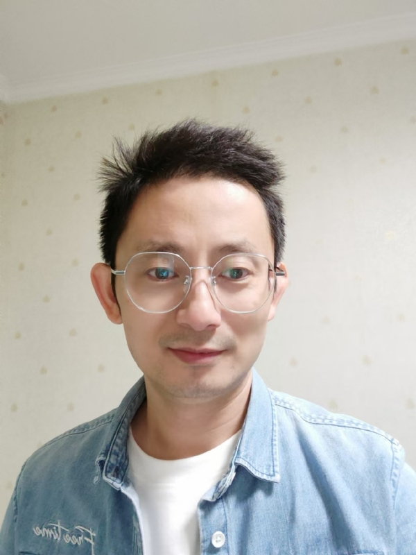 飘逸的第二张照片--南京相亲服务中心