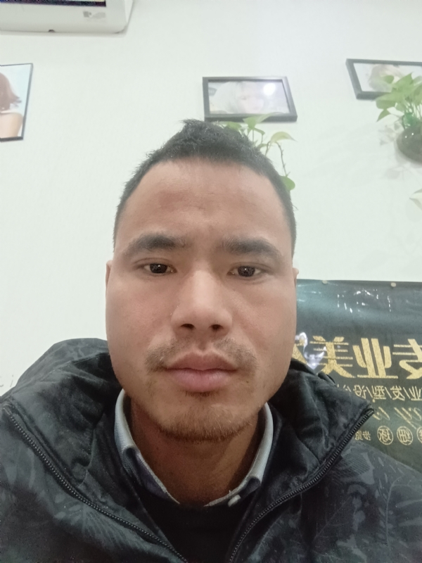 liuliyong的第一张照片--南京相亲服务中心