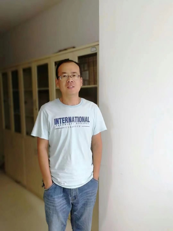 黄土麦田的第三张照片--南京相亲服务中心