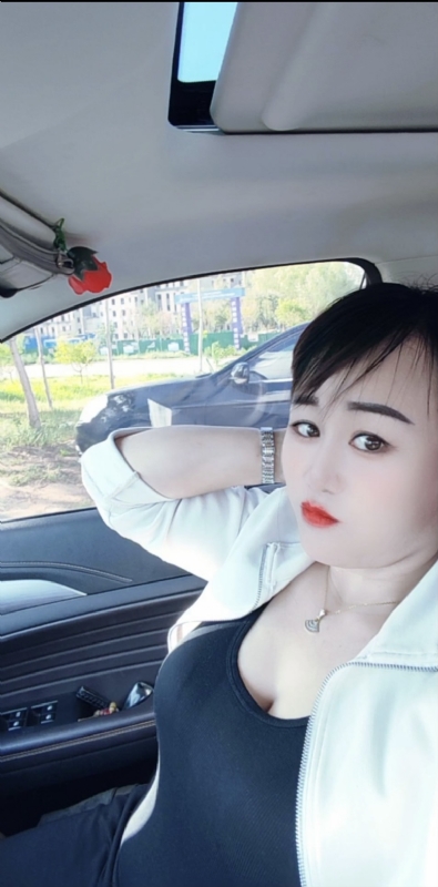 王芳燕的第七张照片--南京相亲服务中心