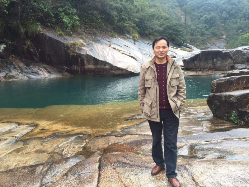 龙行天下的第一张照片--南京相亲服务中心